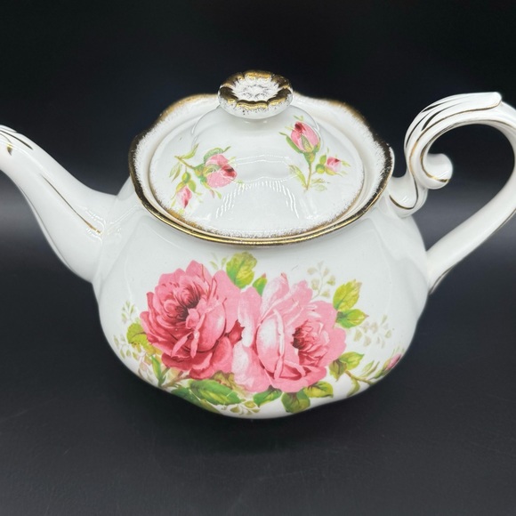 Royal Albert American Beauty Medium Teapot Bone China England - Picture 2 of 7